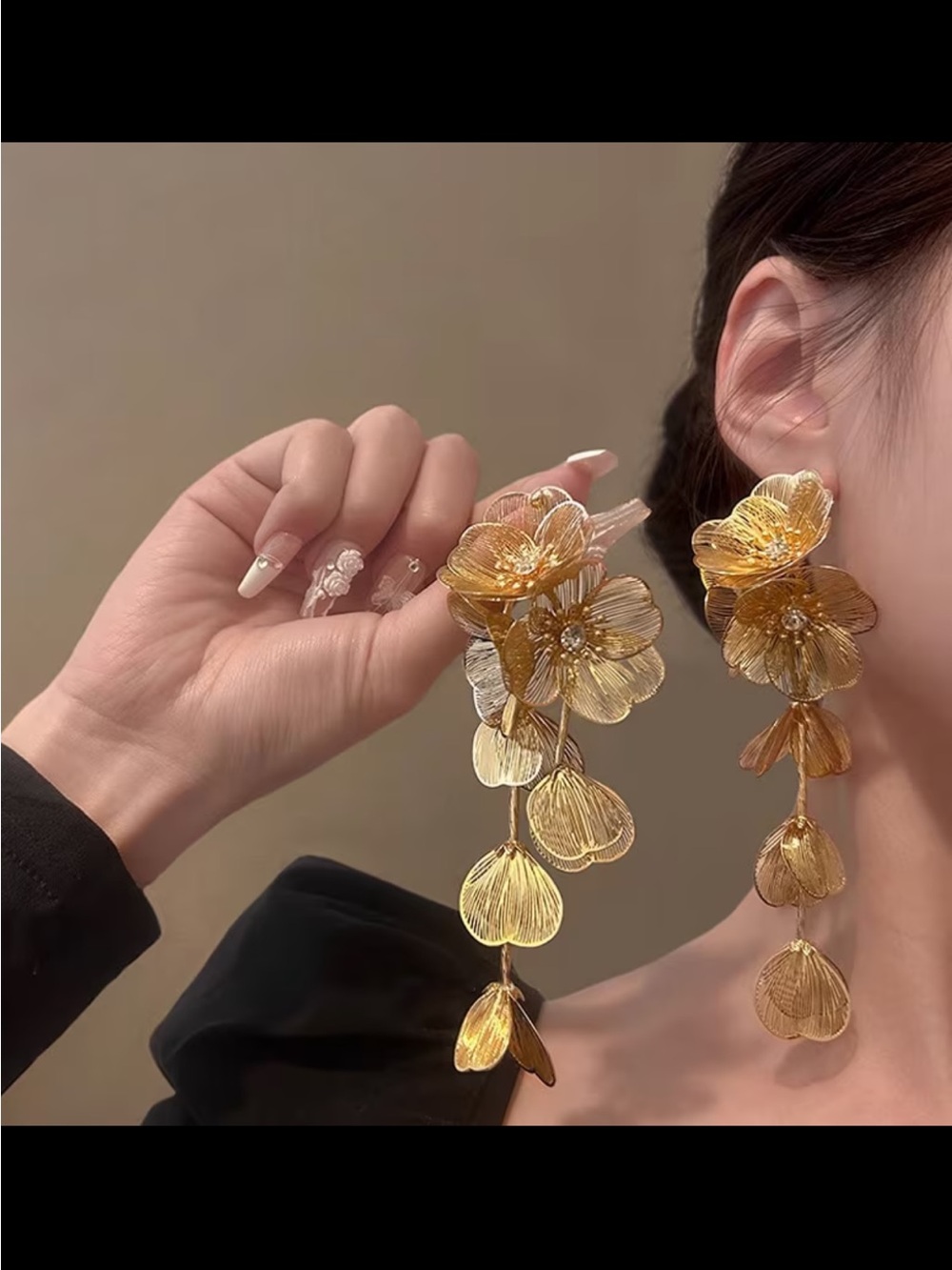 NEW Gold Floral Drop Earrings - Elegant Women Jewelry 💛